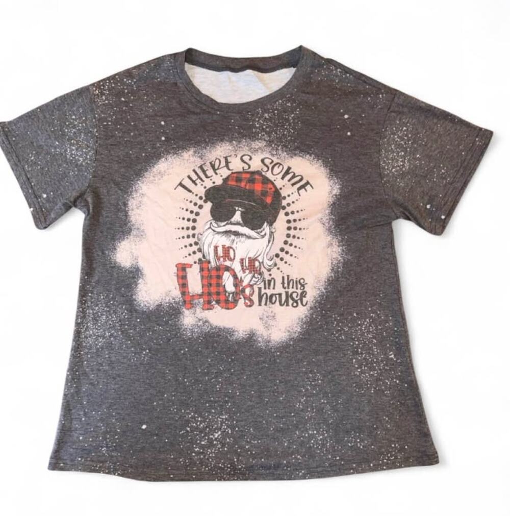 Bleached Christmas Graphic T-Shirt Size Small